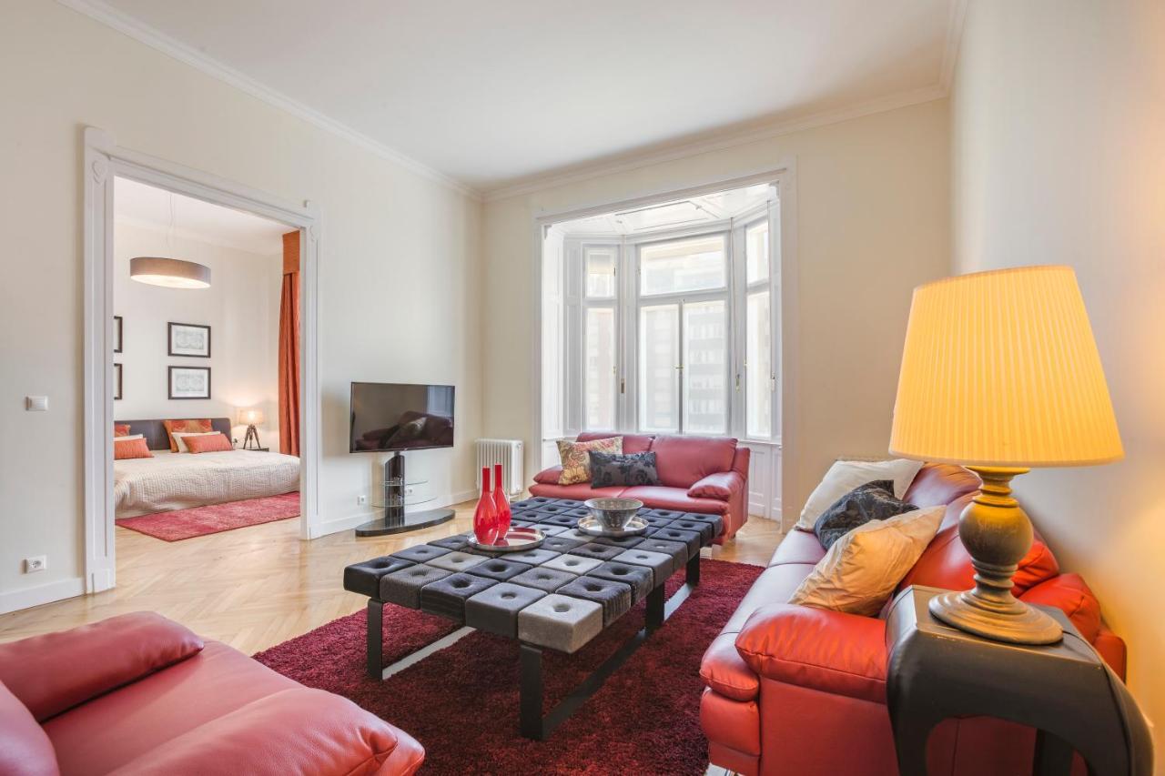 Modernized Unique Huge Central Apartment On 135Sqm Будапеща Екстериор снимка